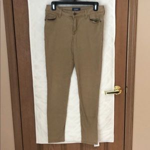 Old Navy khakis size 6
